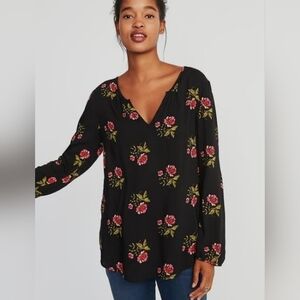 OLD NAVY BLACK FLORAL BLOUSE SIZE LARGE